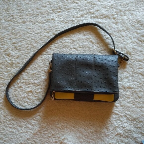 Cri de Coeur crossbody - Picture 1 of 6